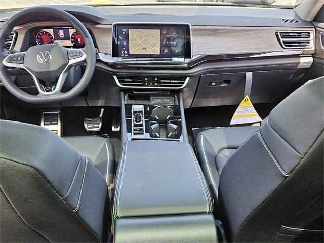 new 2025 Volkswagen Atlas car, priced at $55,162