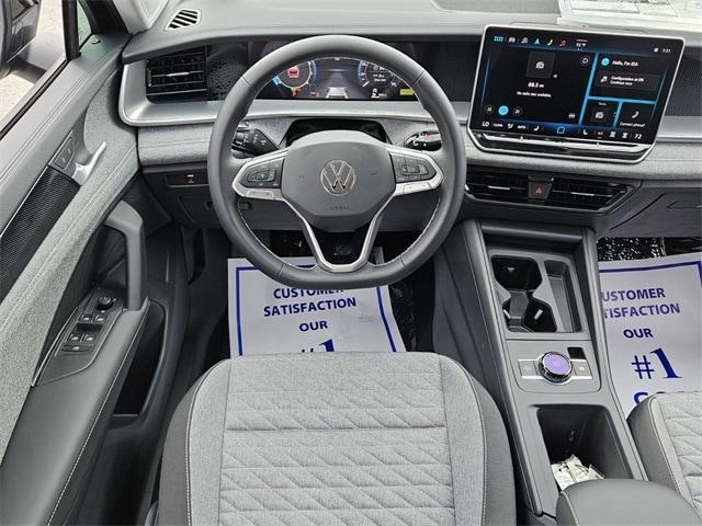 new 2025 Volkswagen Tiguan car