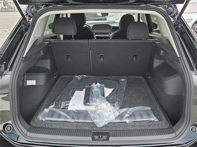 new 2025 Volkswagen Tiguan car