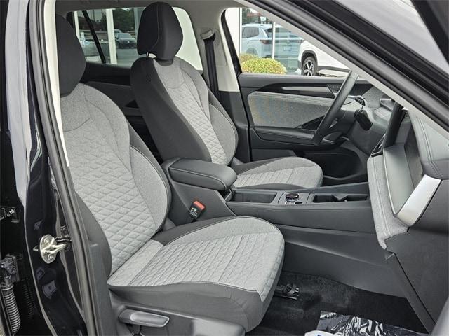 new 2025 Volkswagen Tiguan car