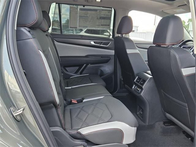 new 2025 Volkswagen Atlas car, priced at $42,536