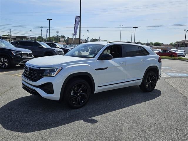 new 2025 Volkswagen Atlas Cross Sport car, priced at $50,976