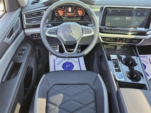 new 2025 Volkswagen Atlas car, priced at $48,001
