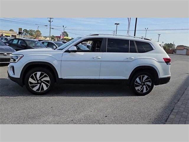 new 2024 Volkswagen Atlas car, priced at $48,679