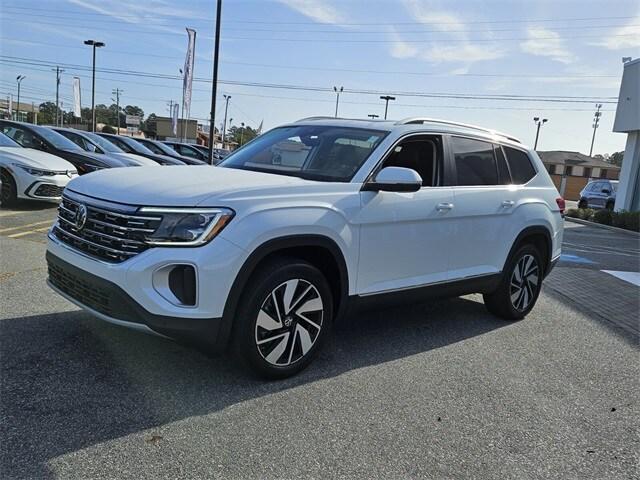 new 2024 Volkswagen Atlas car, priced at $48,679