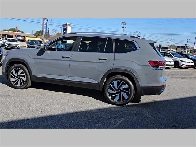 new 2025 Volkswagen Atlas car, priced at $49,881