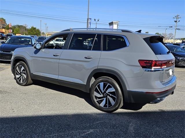 new 2025 Volkswagen Atlas car, priced at $49,881