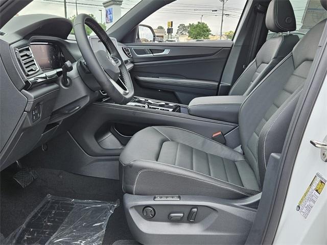 new 2025 Volkswagen Atlas Cross Sport car, priced at $49,111