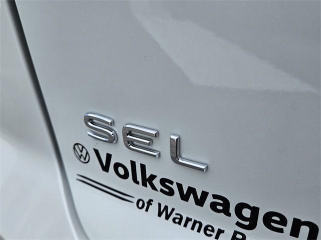 new 2025 Volkswagen Atlas Cross Sport car, priced at $49,111