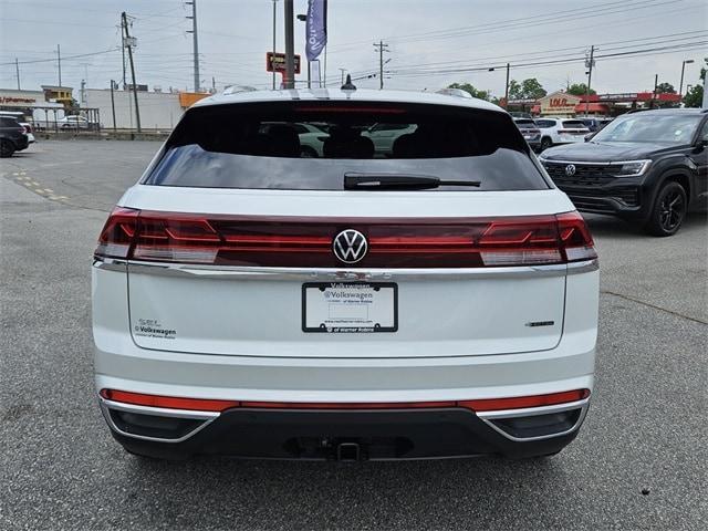 new 2025 Volkswagen Atlas Cross Sport car, priced at $49,111