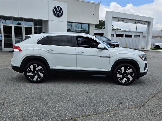 new 2025 Volkswagen Atlas Cross Sport car, priced at $49,111