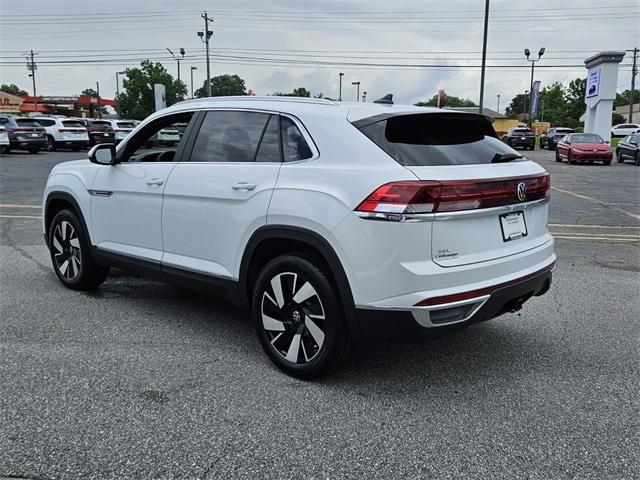 new 2025 Volkswagen Atlas Cross Sport car, priced at $49,111