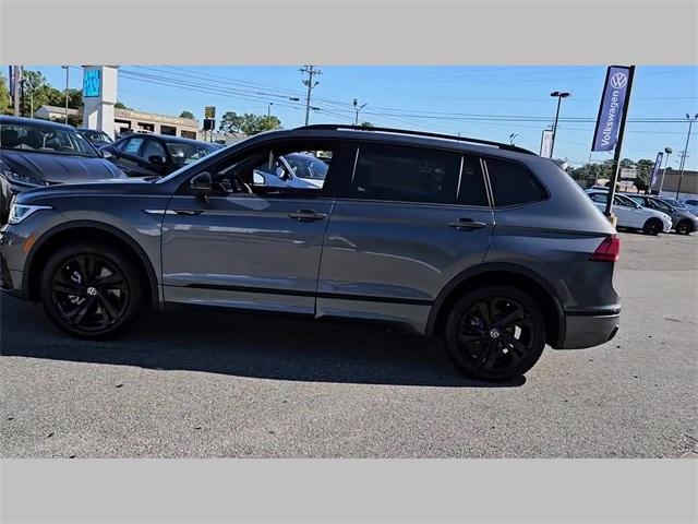 new 2024 Volkswagen Tiguan car, priced at $37,161