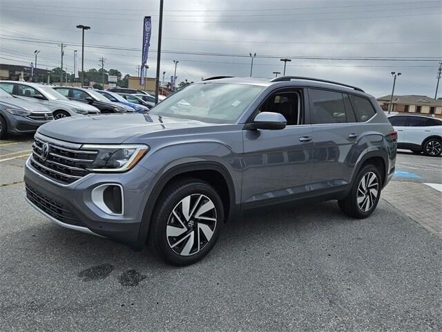 new 2024 Volkswagen Atlas car, priced at $38,476