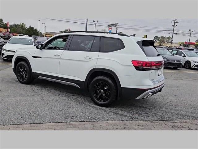 new 2025 Volkswagen Atlas car, priced at $47,306