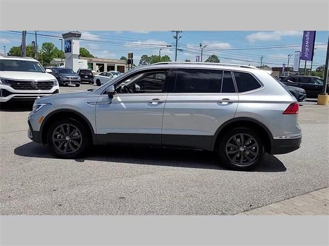 new 2024 Volkswagen Tiguan car, priced at $31,231