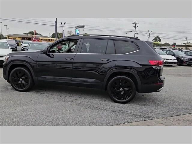 new 2025 Volkswagen Atlas car, priced at $45,446