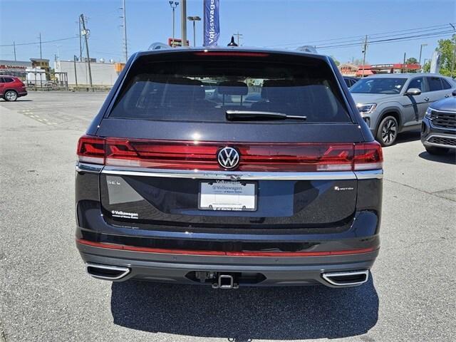 new 2025 Volkswagen Atlas car, priced at $49,081