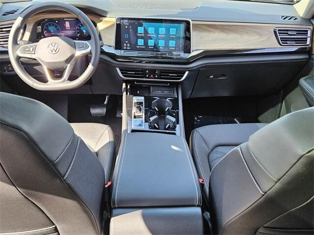 new 2025 Volkswagen Atlas car, priced at $43,430