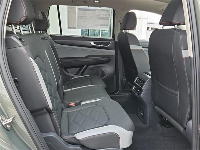 new 2025 Volkswagen Atlas car, priced at $42,536