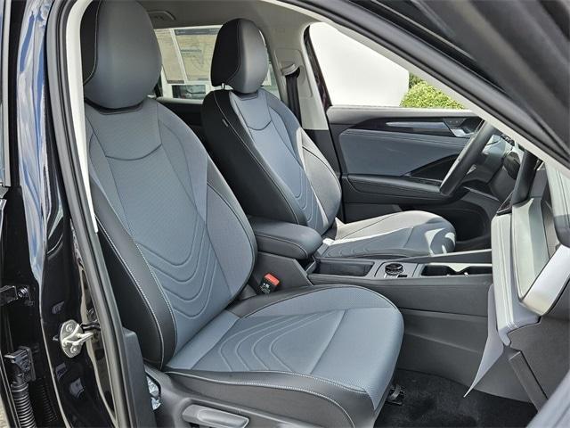 new 2025 Volkswagen Tiguan car, priced at $33,326