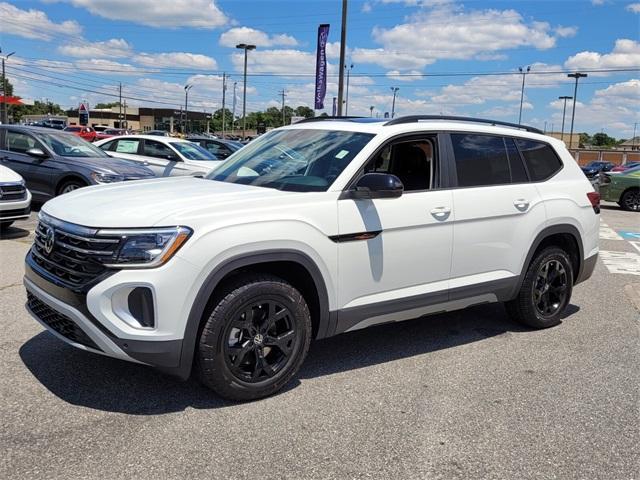 new 2024 Volkswagen Atlas car, priced at $50,476