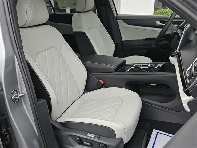 new 2025 Volkswagen Atlas Cross Sport car, priced at $50,186