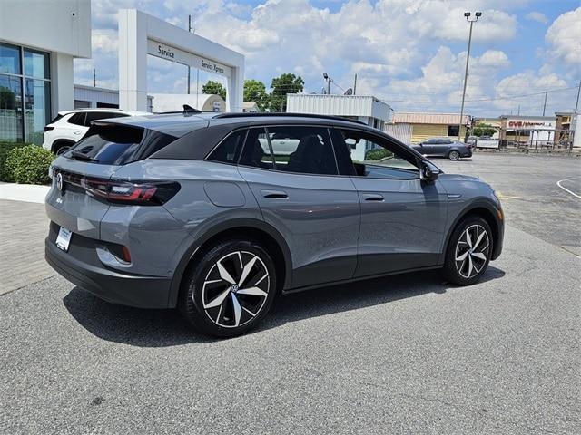 new 2025 Volkswagen ID.4 car, priced at $47,361