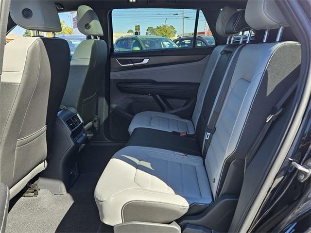 new 2026 Volkswagen Atlas Cross Sport car, priced at $50,629