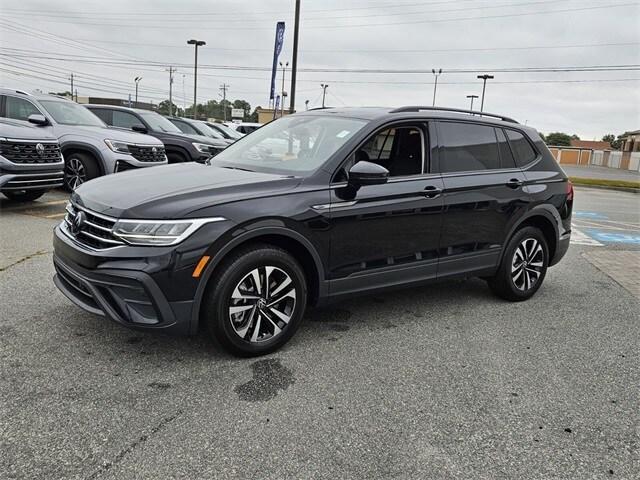 new 2024 Volkswagen Tiguan car, priced at $28,811