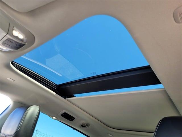 used 2023 Chrysler Pacifica car, priced at $28,975