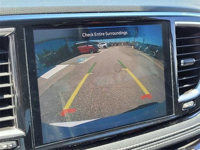 used 2023 Chrysler Pacifica car, priced at $28,975