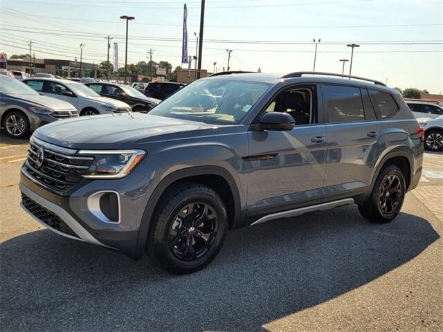 new 2024 Volkswagen Atlas car, priced at $51,251