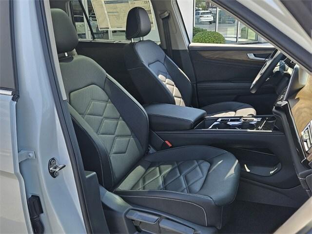 new 2026 Volkswagen Atlas car, priced at $44,803