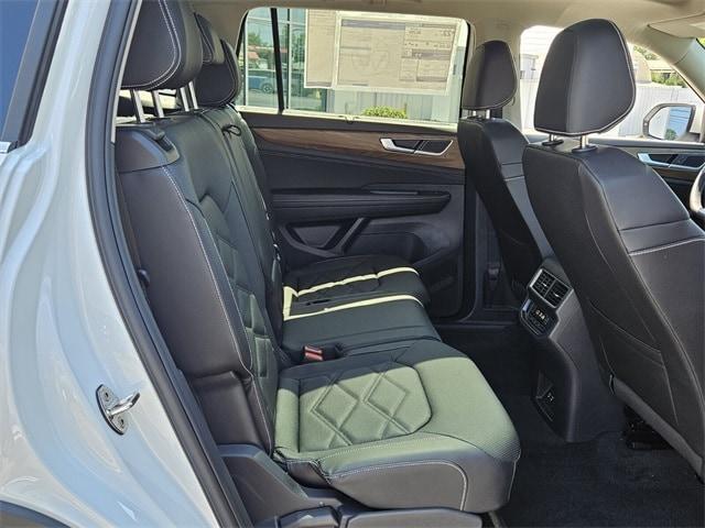 new 2026 Volkswagen Atlas car, priced at $44,803