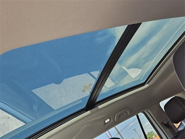 new 2026 Volkswagen Atlas car, priced at $44,803