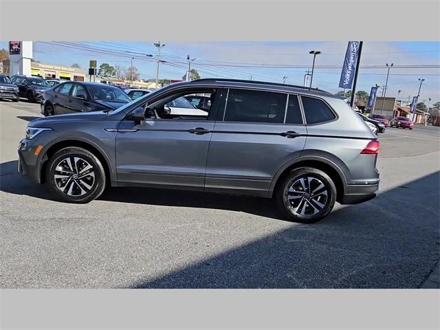 new 2024 Volkswagen Tiguan car, priced at $28,710