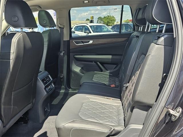 new 2026 Volkswagen Atlas car