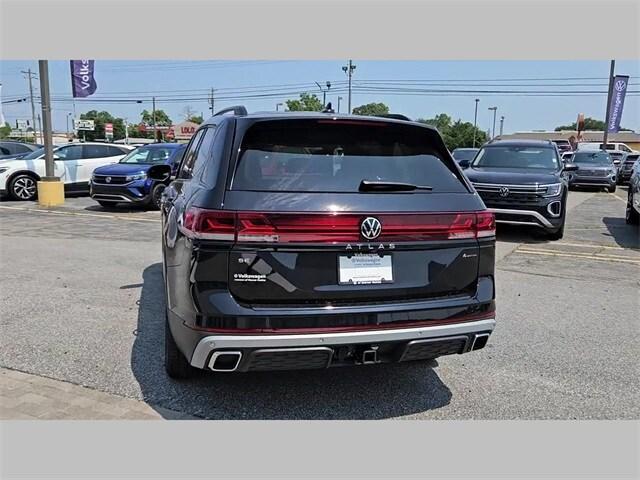 new 2024 Volkswagen Atlas car, priced at $46,051