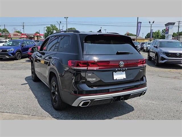 new 2024 Volkswagen Atlas car, priced at $49,551