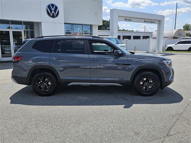 new 2026 Volkswagen Atlas car