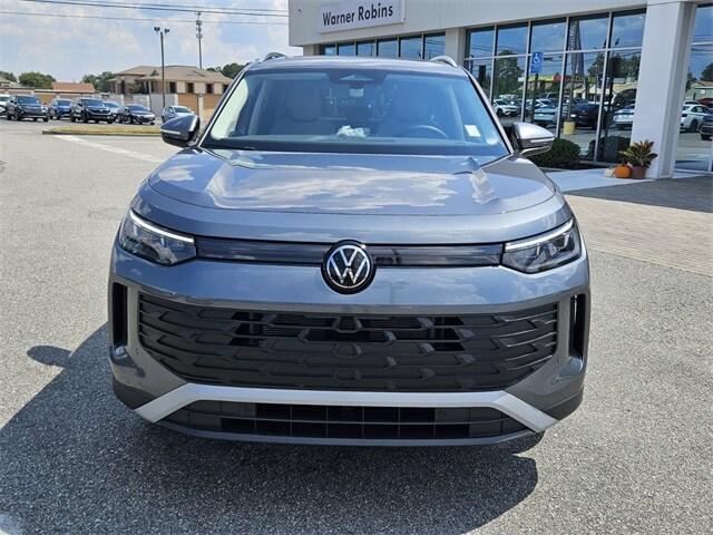 new 2025 Volkswagen Tiguan car