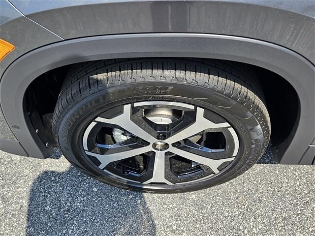 new 2025 Volkswagen Tiguan car