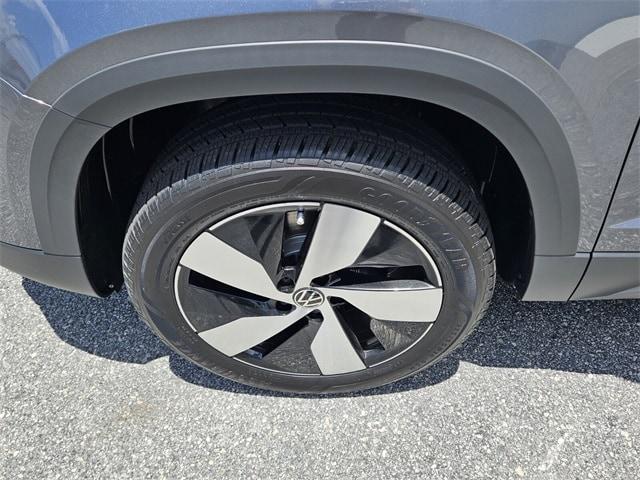 new 2025 Volkswagen Taos car, priced at $28,211