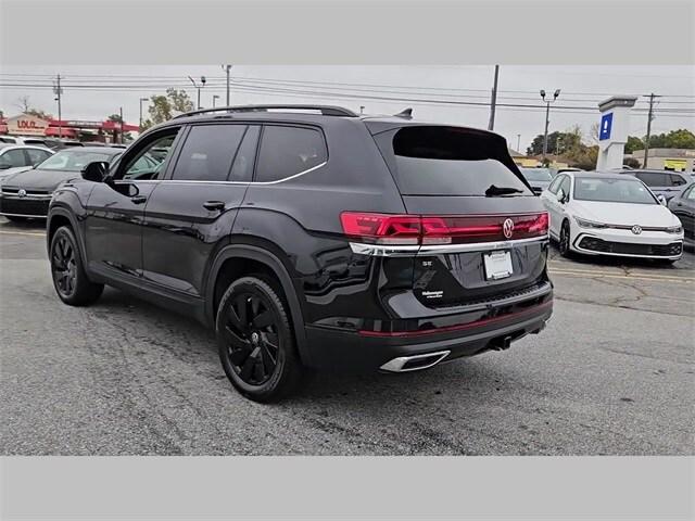 new 2025 Volkswagen Atlas car, priced at $43,946