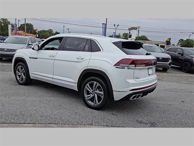 new 2024 Volkswagen Atlas Cross Sport car, priced at $52,246