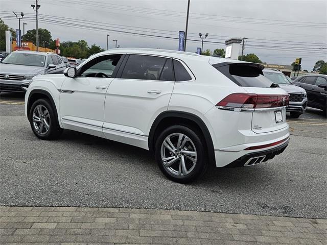 new 2024 Volkswagen Atlas Cross Sport car, priced at $52,246