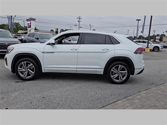 new 2024 Volkswagen Atlas Cross Sport car, priced at $49,246