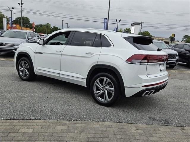 new 2024 Volkswagen Atlas Cross Sport car, priced at $49,246