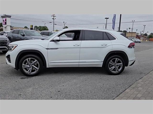 new 2024 Volkswagen Atlas Cross Sport car, priced at $52,246